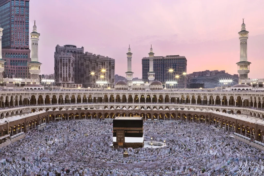 5 Key Benefits of Hajj