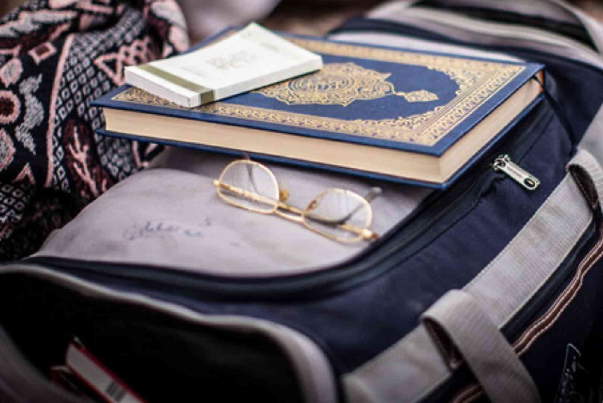 Essential Items to Pack for Hajj – Travel and Packing Tips