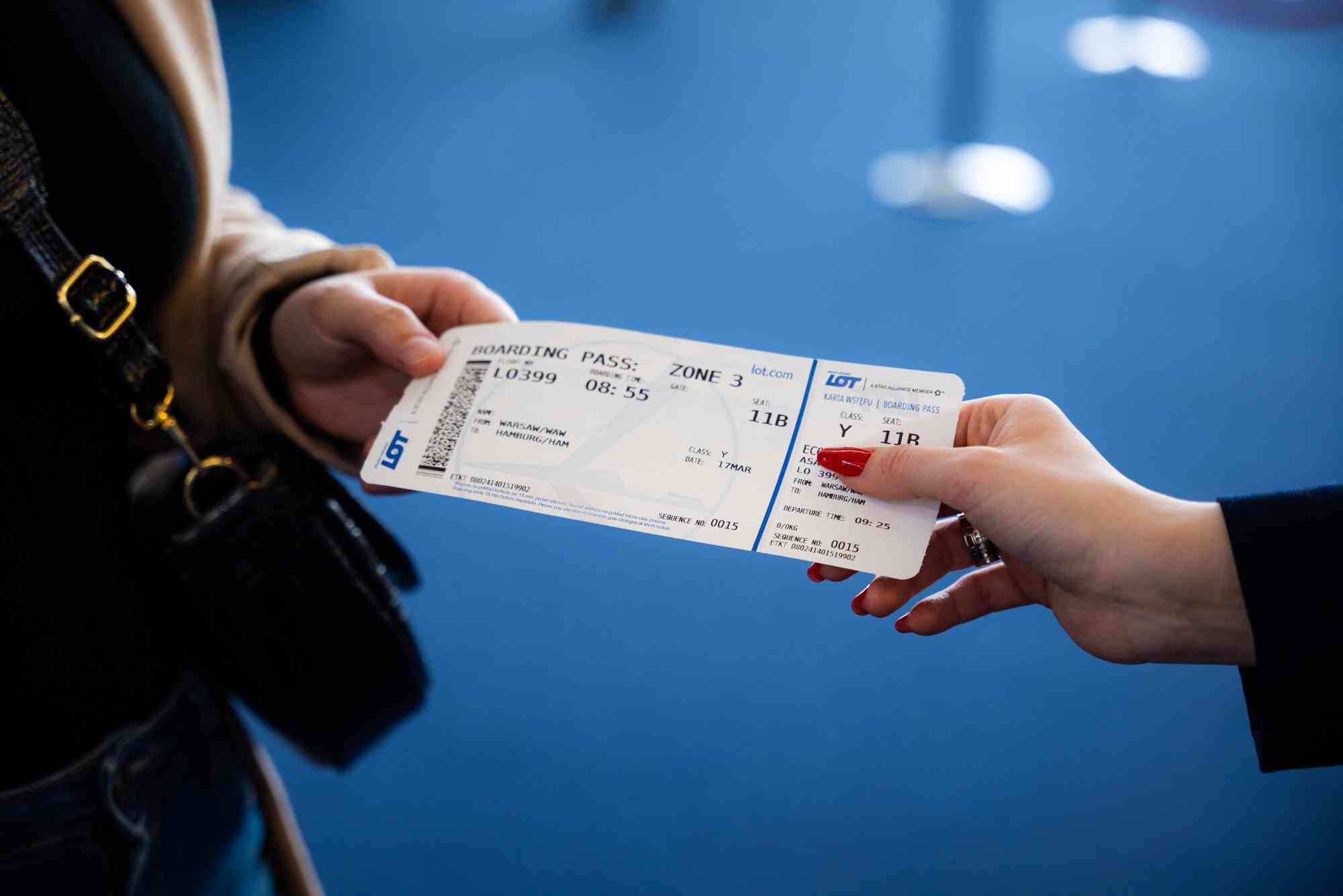 Direct vs. Connecting Flights – Which Airline Ticket Is Better