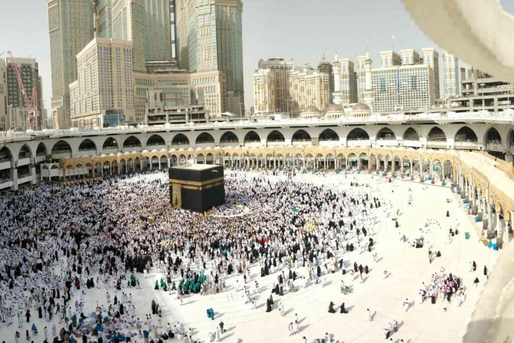 The Rituals of Tawaf and Sa’i – Step-by-Step Guide for Umrah Pilgrims.