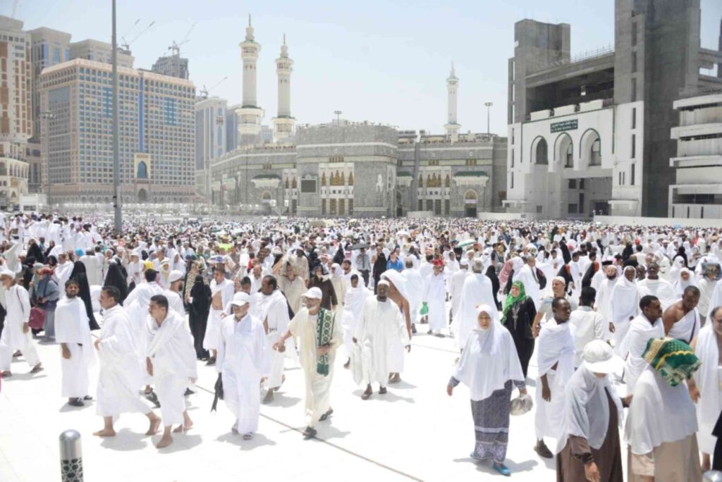 Top Mistakes to Avoid While Performing Hajj – A Pilgrim’s Guide.